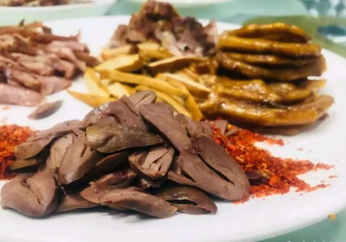 成都這家你肯定去過的百年老店，名字沒幾個人念對——雨田化妝品